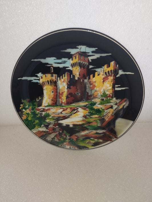 Piatto Ceramica Titano Rep.San Marino Vintage
Diametro cm 21