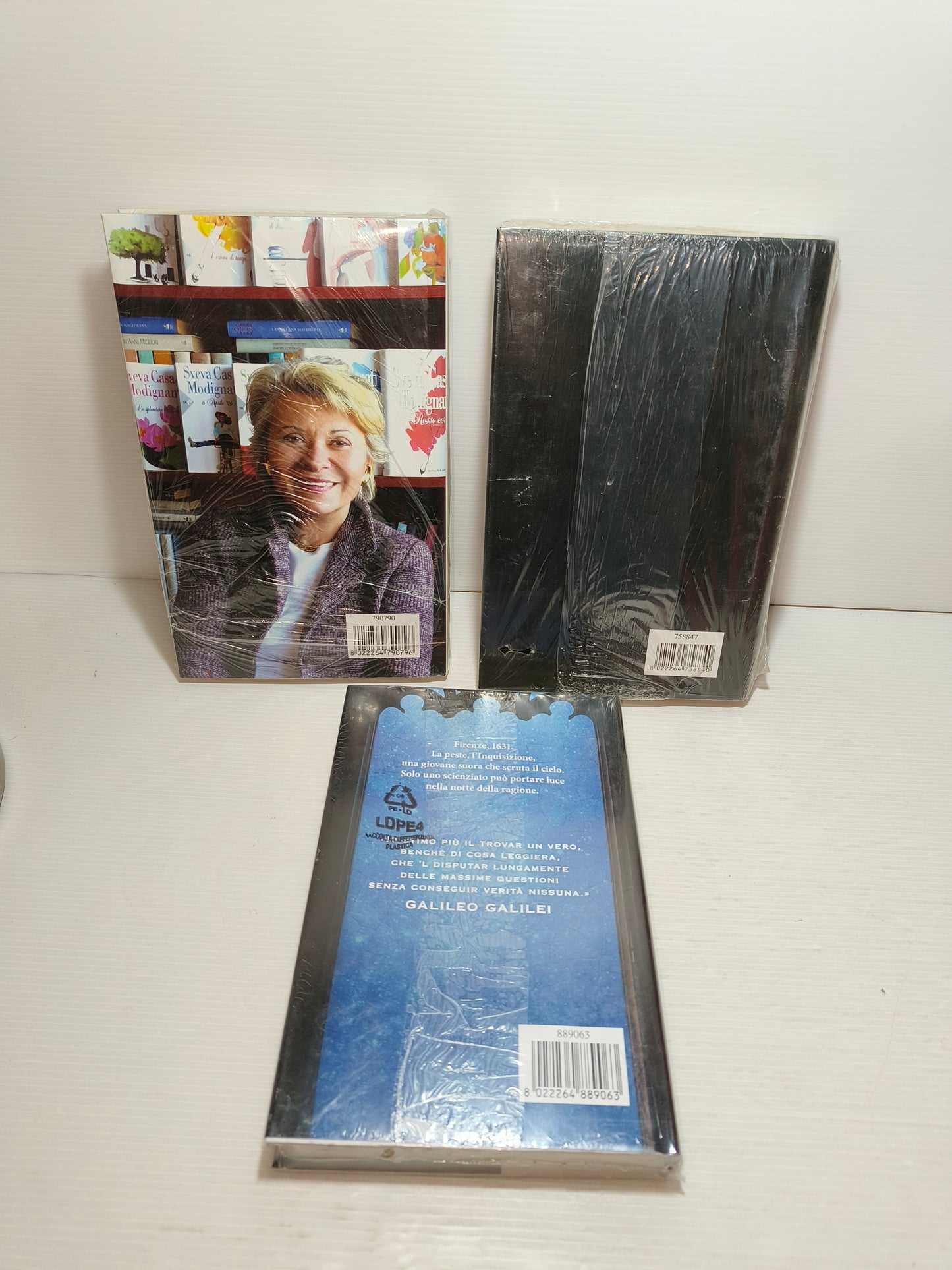 Lotto libri sigillati