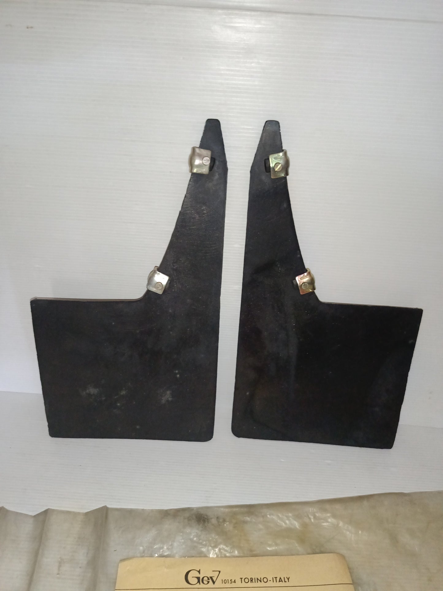 Audi 50 Paraspruzzi
Prodotti da Gev Torino art.2255