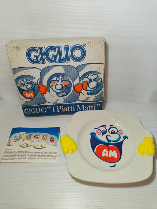 Piatto"piatti matti"gadget Giglio con scatola, anni 80
