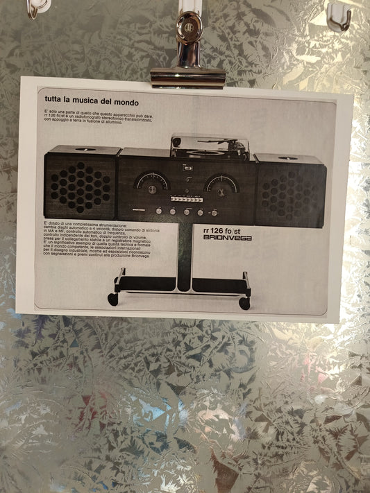 Locandina pubblicitaria Brionvega rr 126 fo/st
Rifilata Da Rivista D'epoca Su Cartoncino