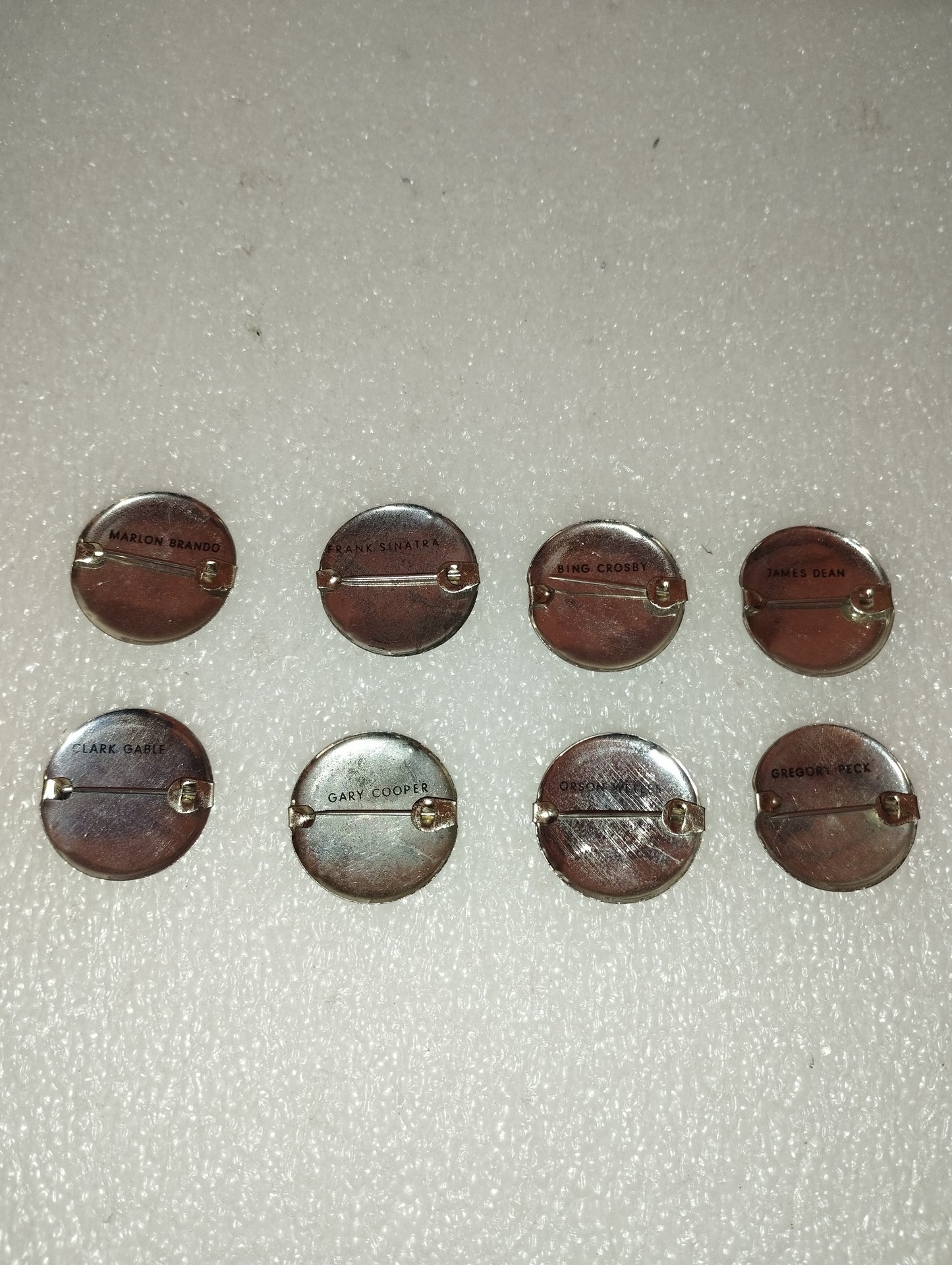 8 Spille Attori Famosi In Metallo Anni 50