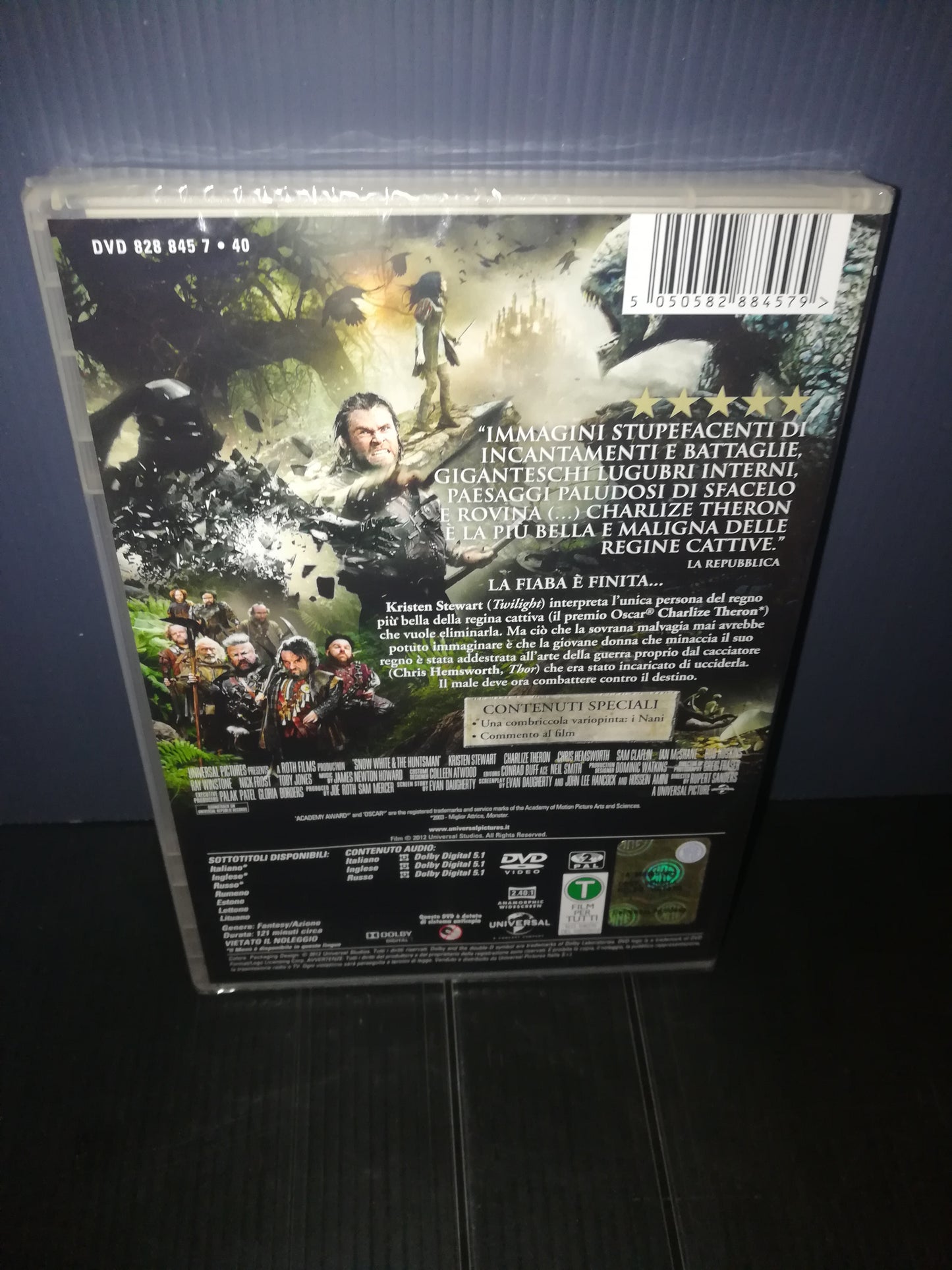 "Snow White and the Huntsman" Theron/Stewart/Hemsworth DVD