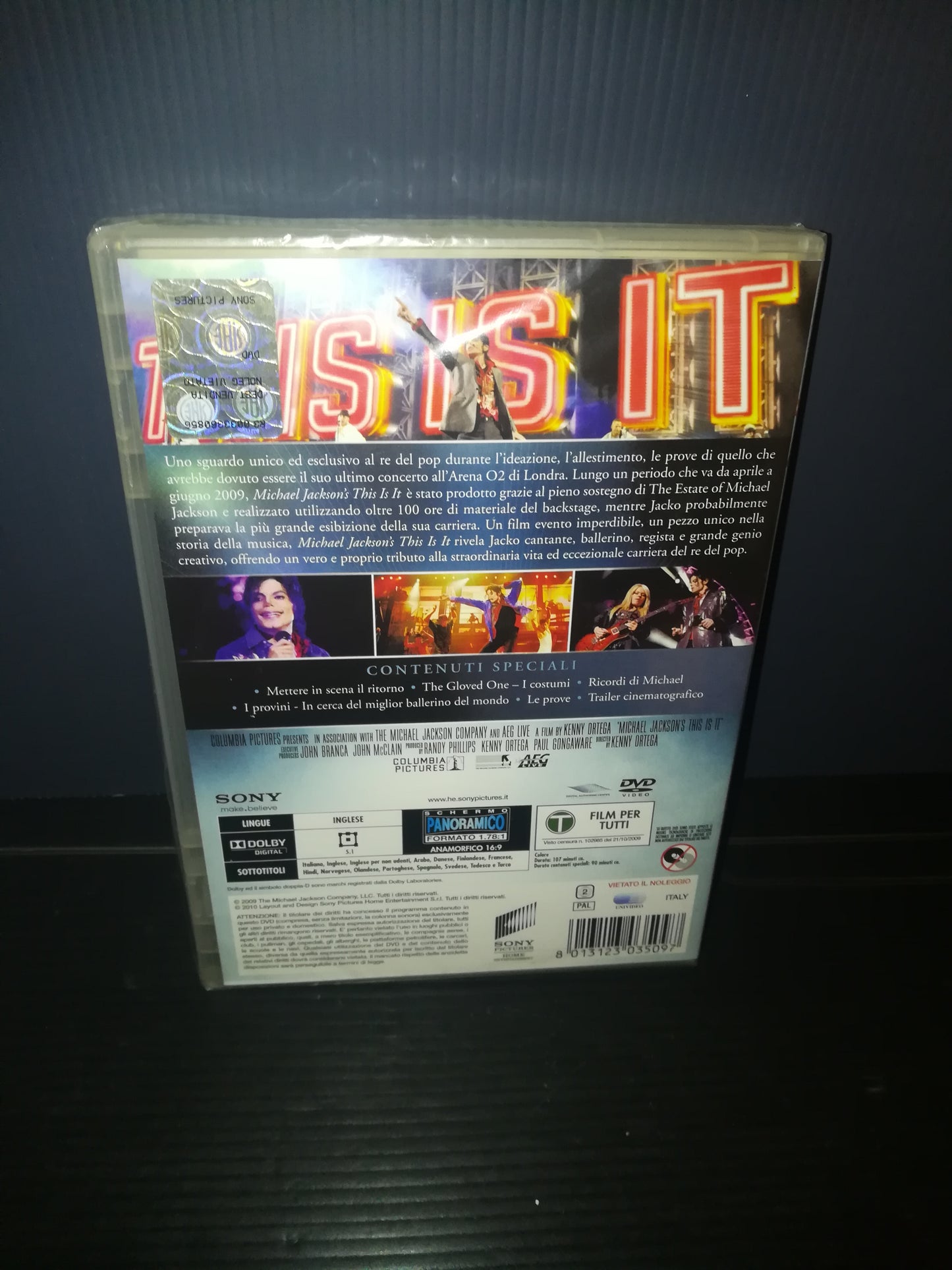 "Michael Jackson's.This Is It" DVD