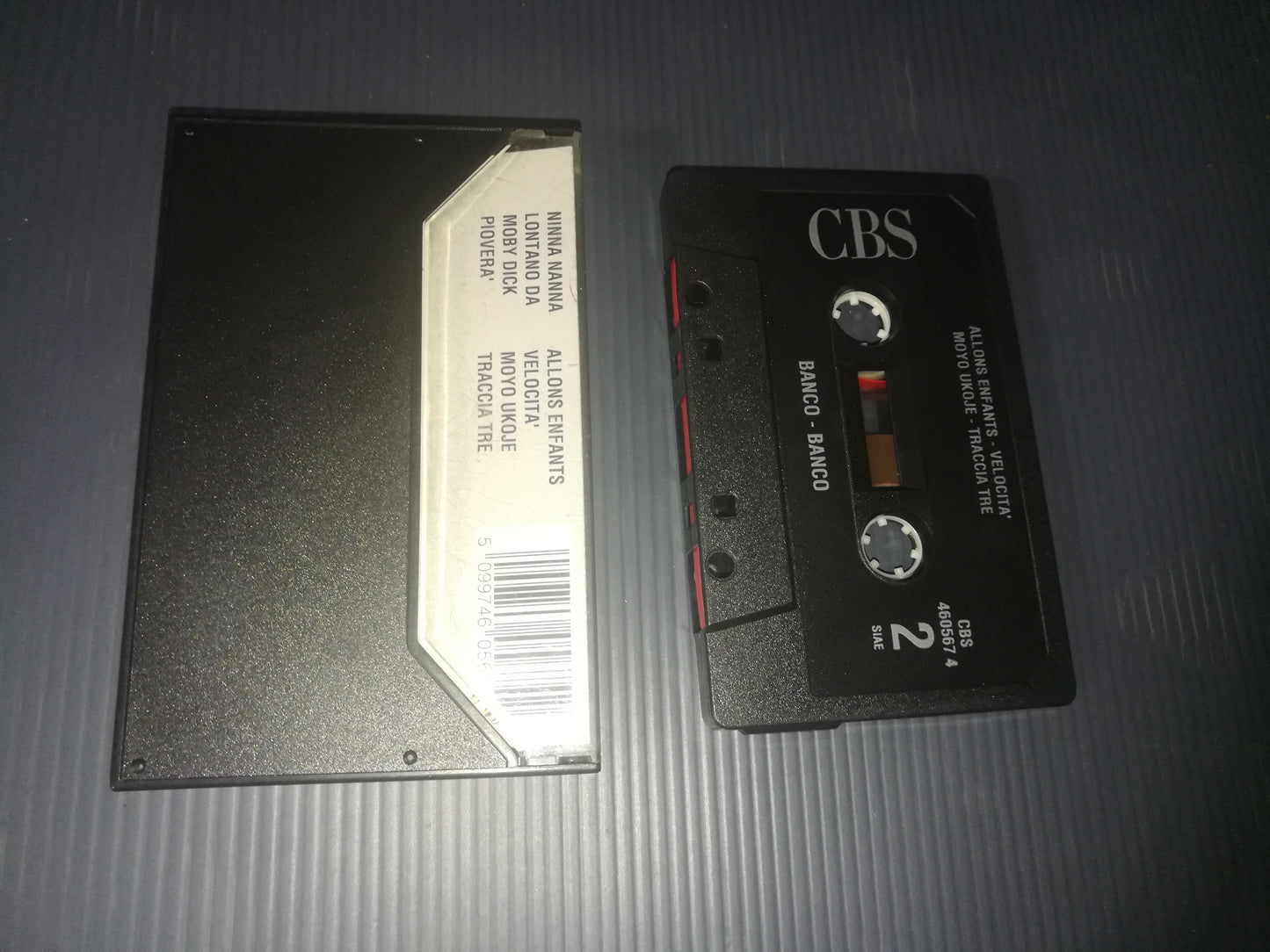 Banco" Cassette Bench
Published in 1990 by CBS code 460567 4