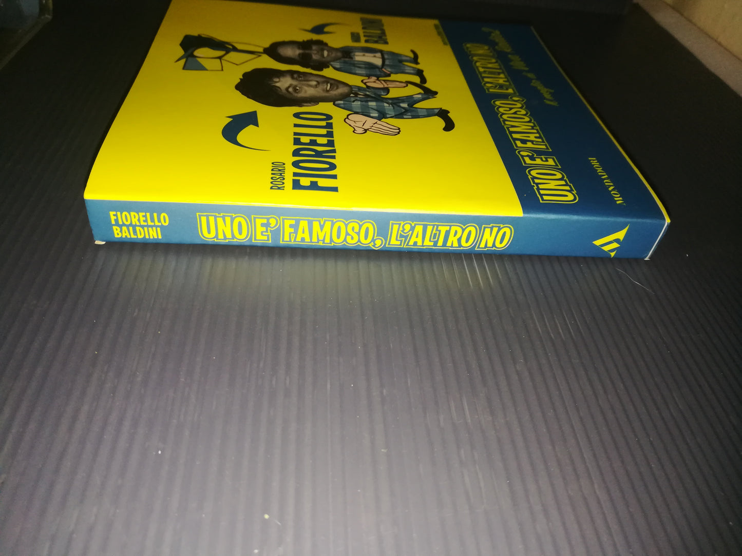 Cofanetto Fiorello/Baldini CD + Libro
Uno è Famoso l'Altro No.Il Meglio di Viva Radio 2