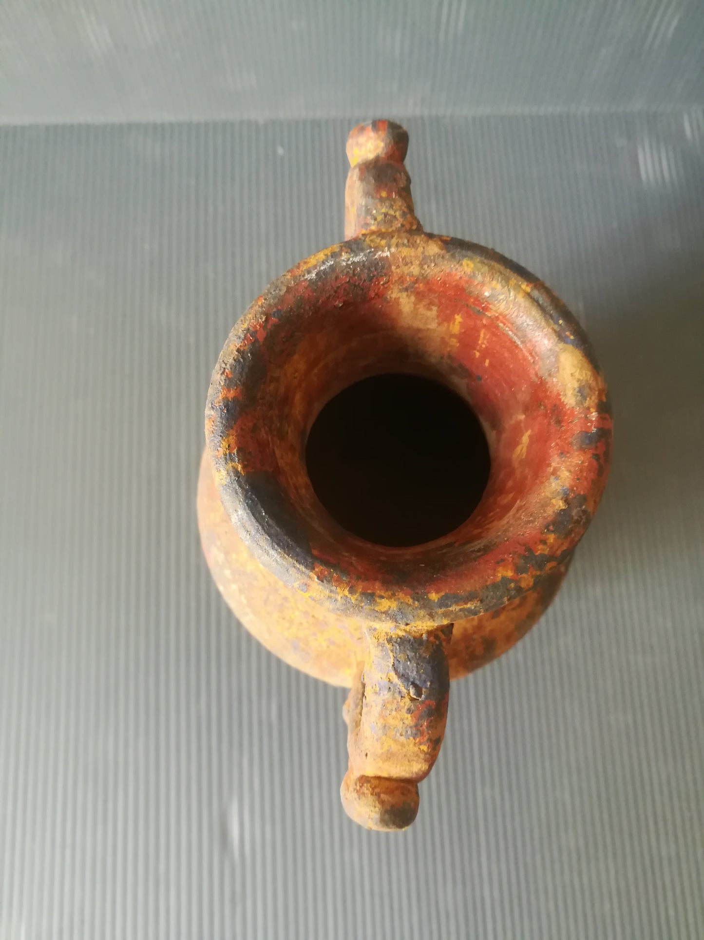 Ancient earthenware vase
It's about reproduction