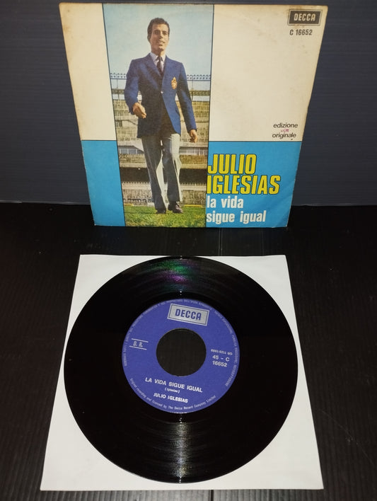 La Vida Sigue Igual/Mis Recuerdos" Julio Iglesias 45 Laps