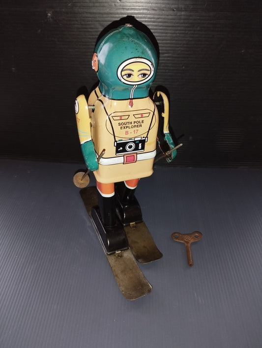South Pole Explorer Robot In Vintage Tin
Marked TM JAPAN