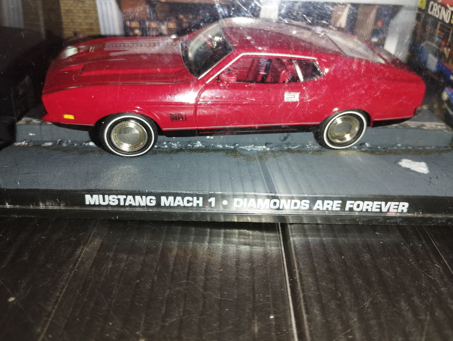Modellino Mustang Mach1 007 Diamonds Are Forever
Scala 1:43