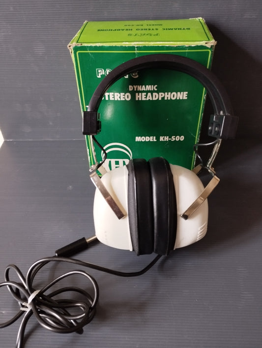 Stereo Headphone Forte model. KH-500 8 OHM
Made in Japan