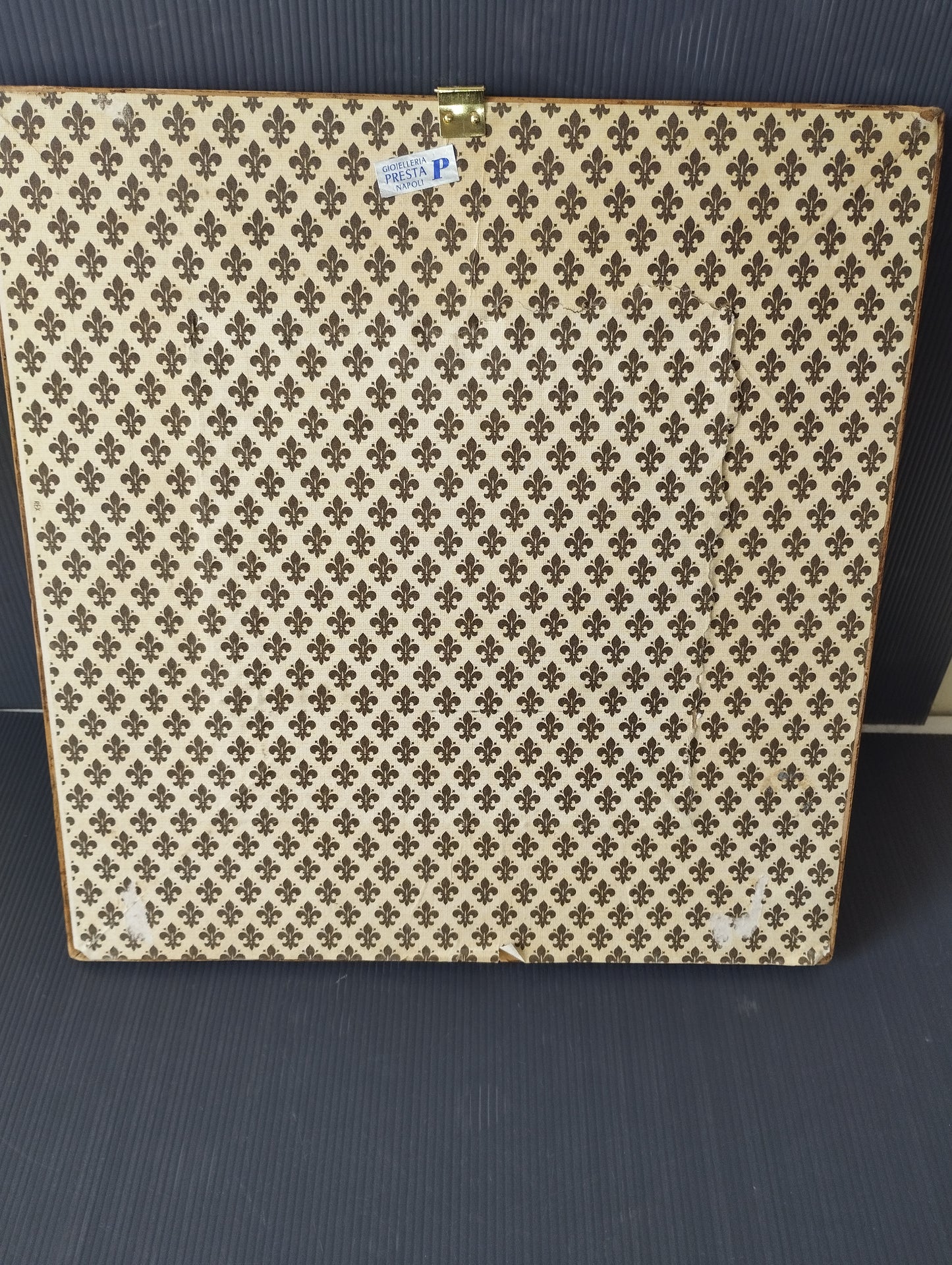 Quadro "Il Turbante Rosa.Anni Venti"
incisione Su Lamina d'Argento 925