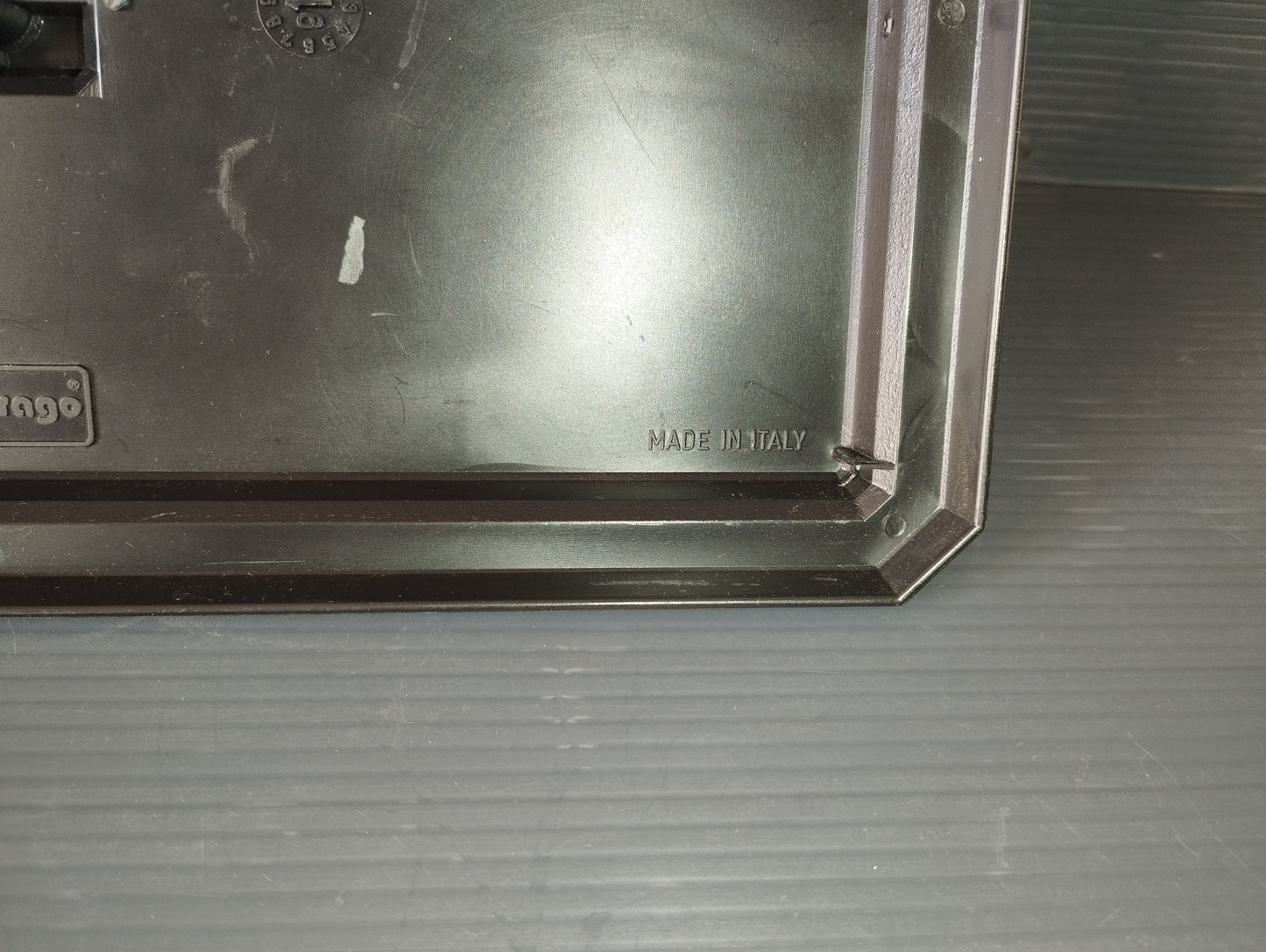 Jaguar XK 120 Coupé model (1948) Produced by Burago
Scale 1:24