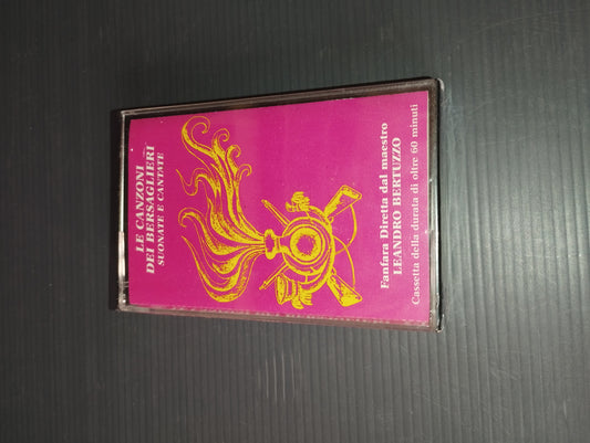 Le Canzoni Dei Bersaglieri Suonate e Cantate"Leandro Bertuzzo Musicassetta
Edita da Emmebi