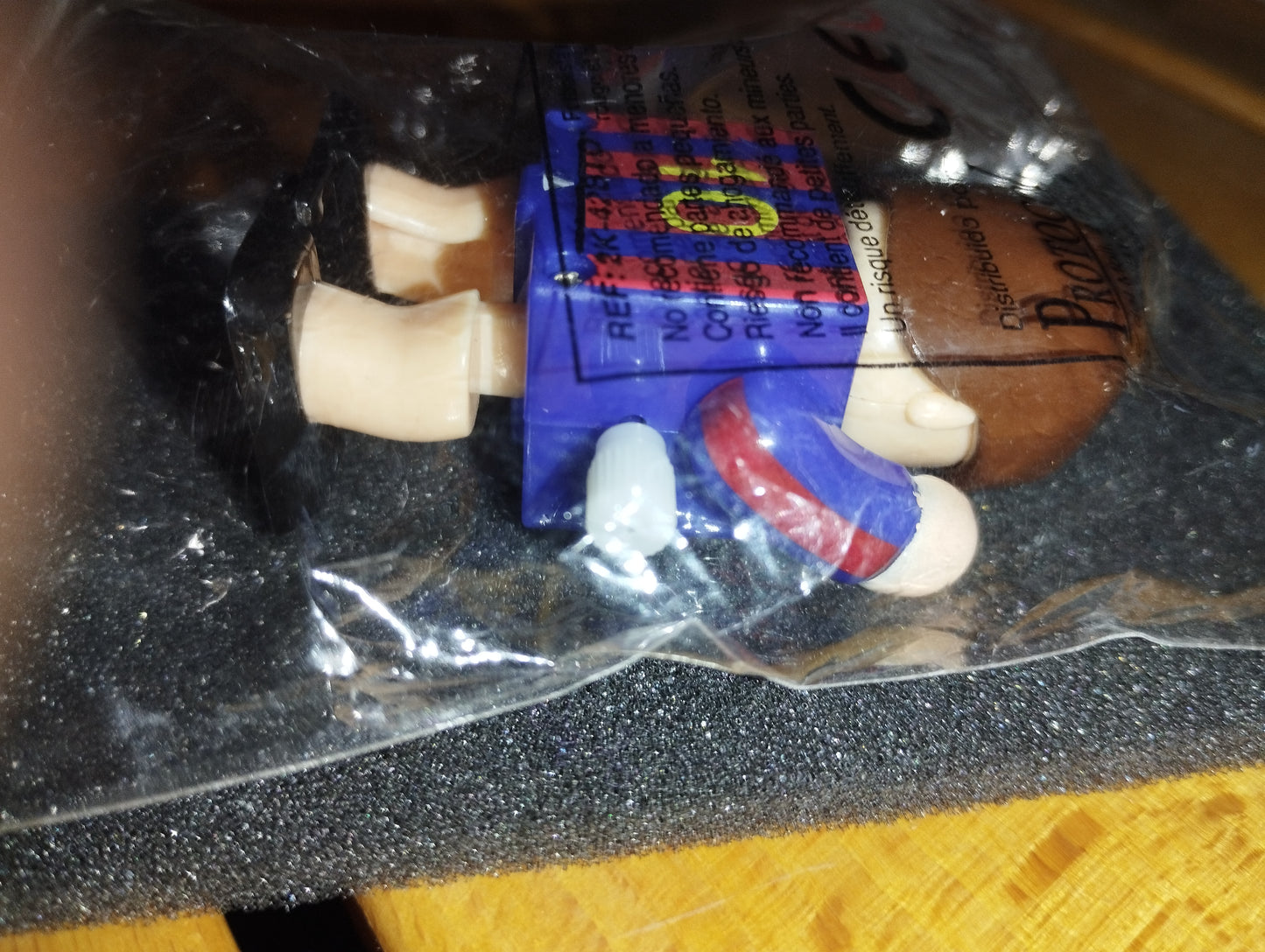 Gadget Footballer Messi Barcelona
Made of plastic