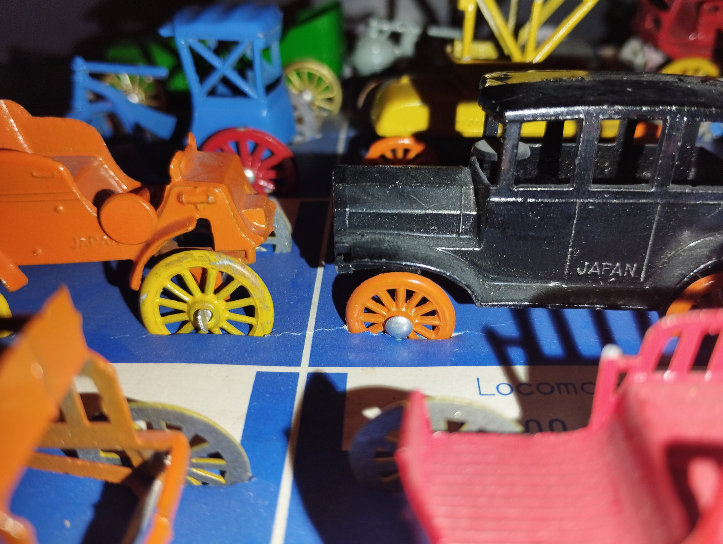 Collection of 12 Ancient Metal Vehicle Models
Unbranded
Made in Japan