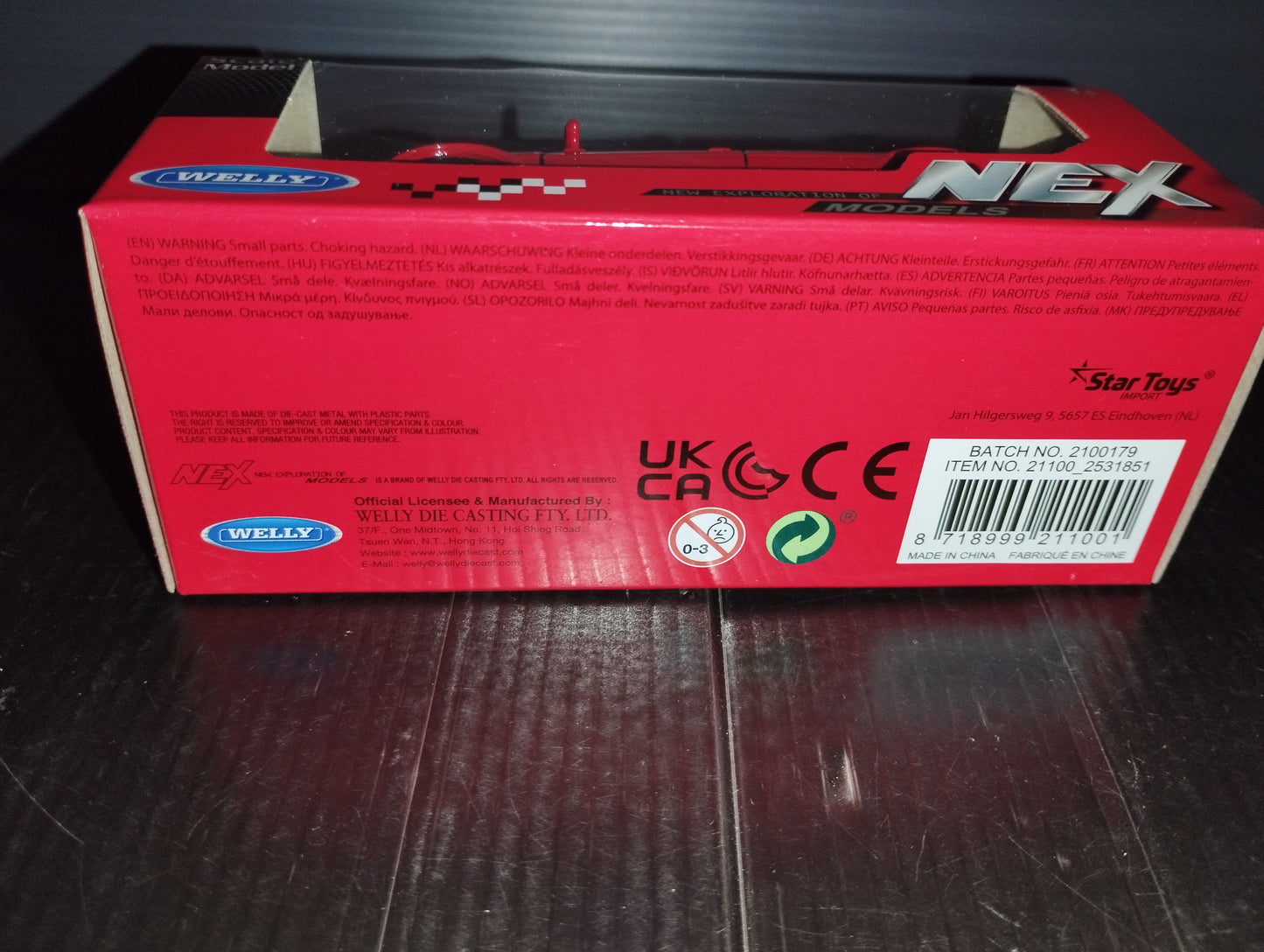 Modellino BMW M1
Prodotto da Welly
Die Cast Metal
Scala 1:39