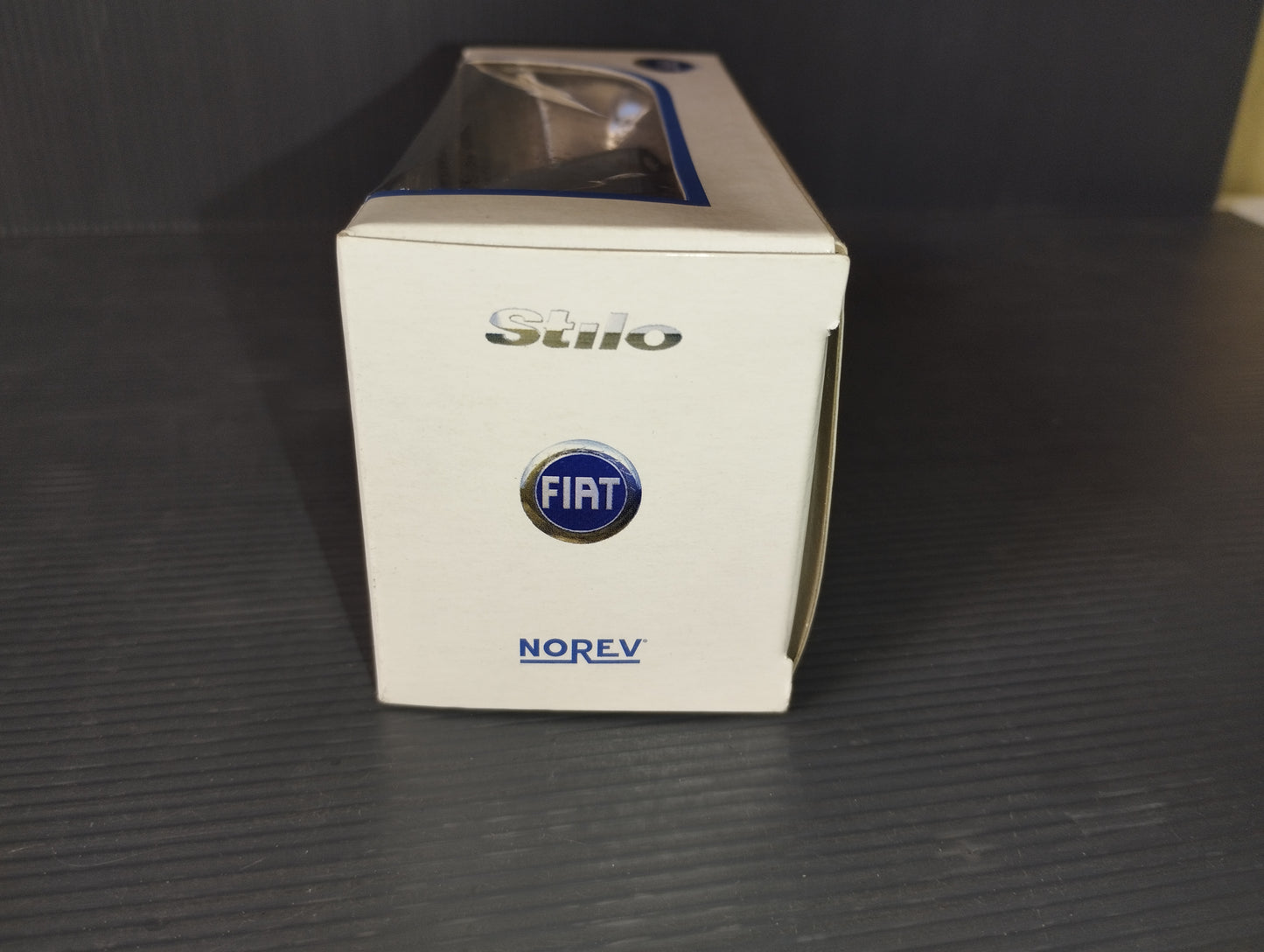 Copy of Fiat Stilo model
Produced by Norev
Scale 1:43