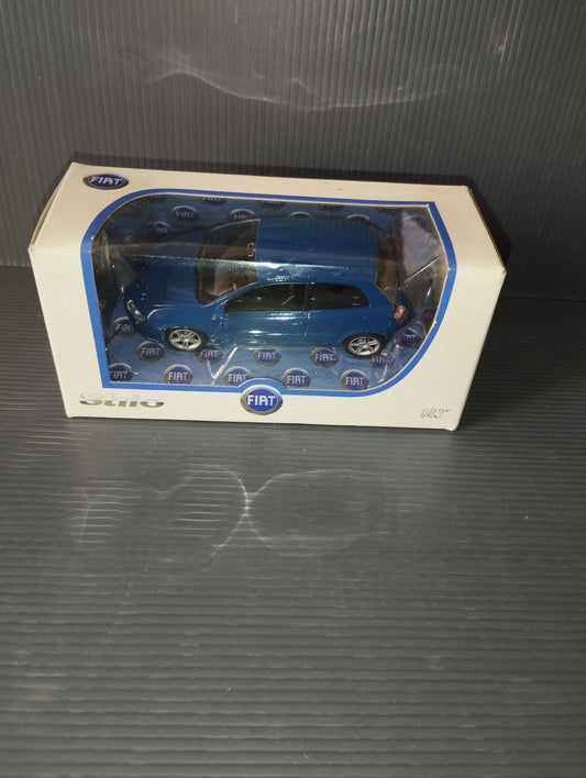 Modellino Fiat StiloProdotto da NorevScala 1:43