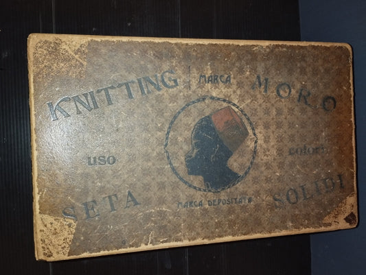Antica Scatola Knitting uso Seta Marca Moro In Cartone e graffette