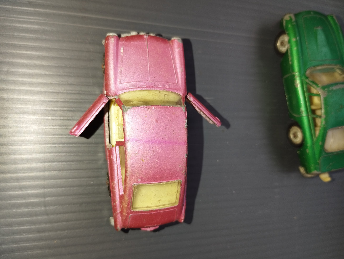 Lot of 2 Matchbox models
Scale 1:66