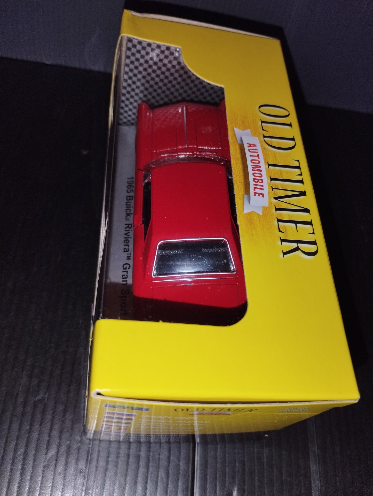Modellino 1965 Buick Riviera Gran Sport
Prodotto da Welly
Scala 1:36