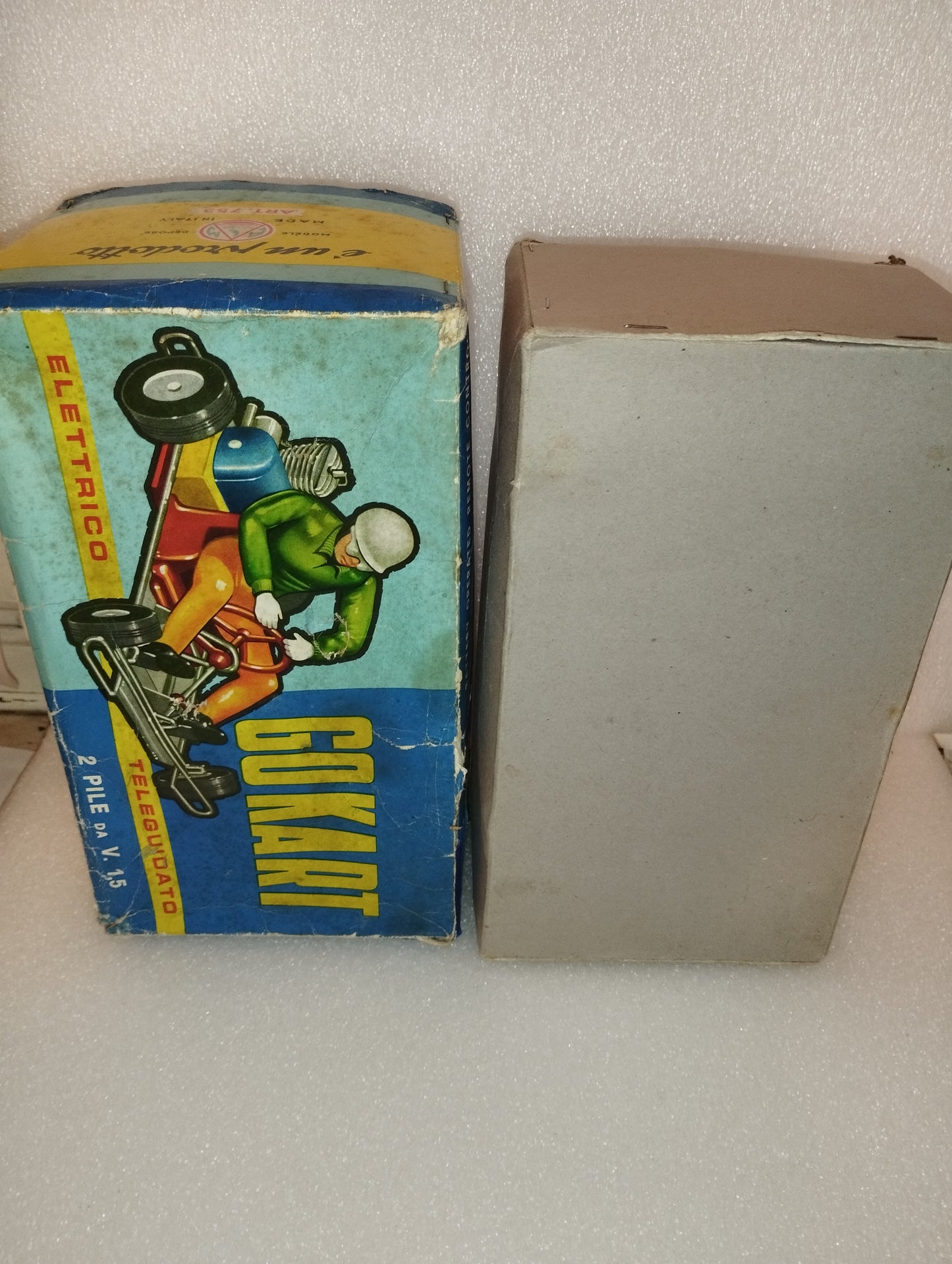 Prodotto negli anni 60 da Marchesini Bologna art.753
Made in Italy