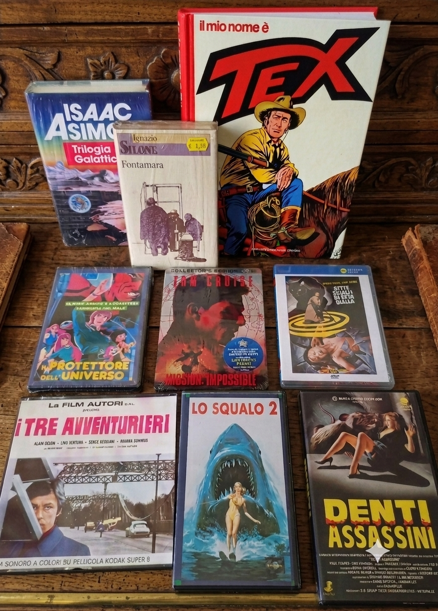 Film, libri e cartaceo in genere