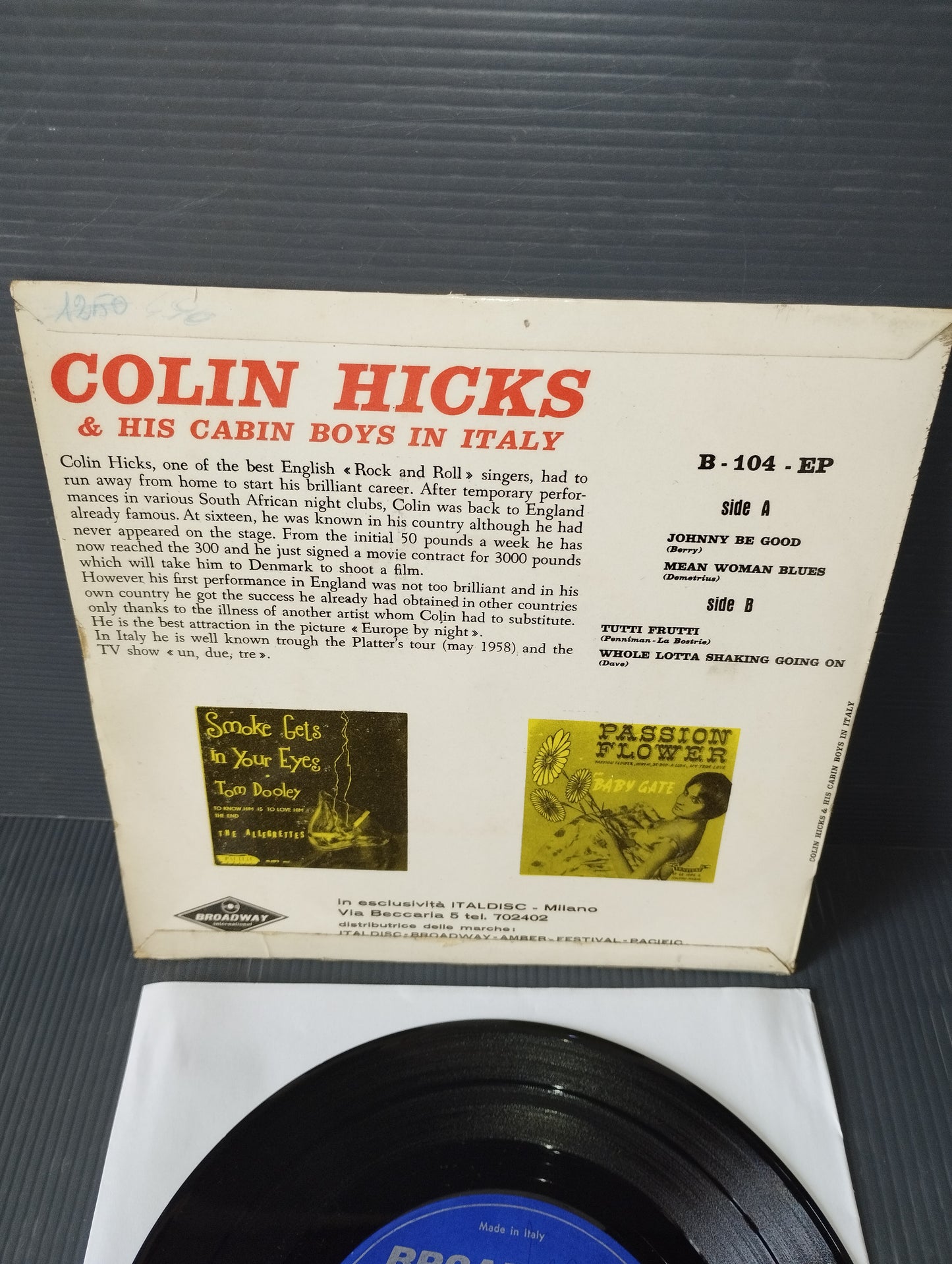 Colin Hicks & His Cabin Boys In Italy Ep 45 Giri

Edito nel 1959 da Broadway International