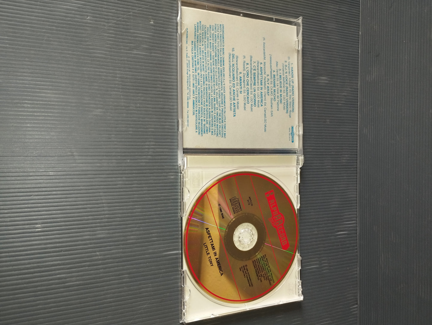 Aspettami in America Little Tony CD
Edito da Alpharecord time