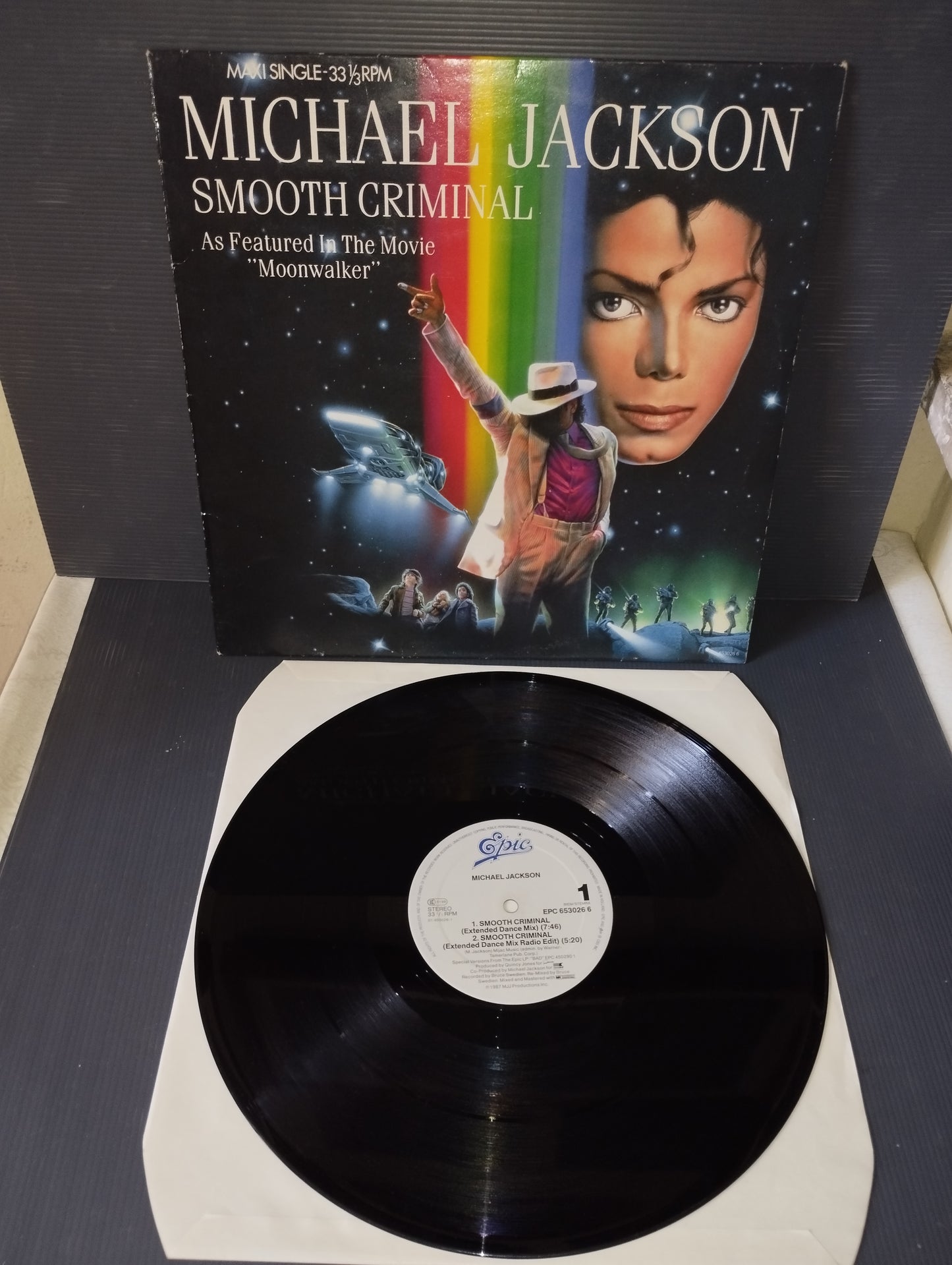 Michael Jackson Smooth Criminal

Maxi Single 33 giri