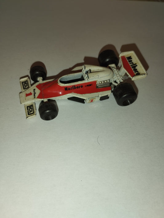 Mc Laren M23 B Polistil model

 Scale 1:55