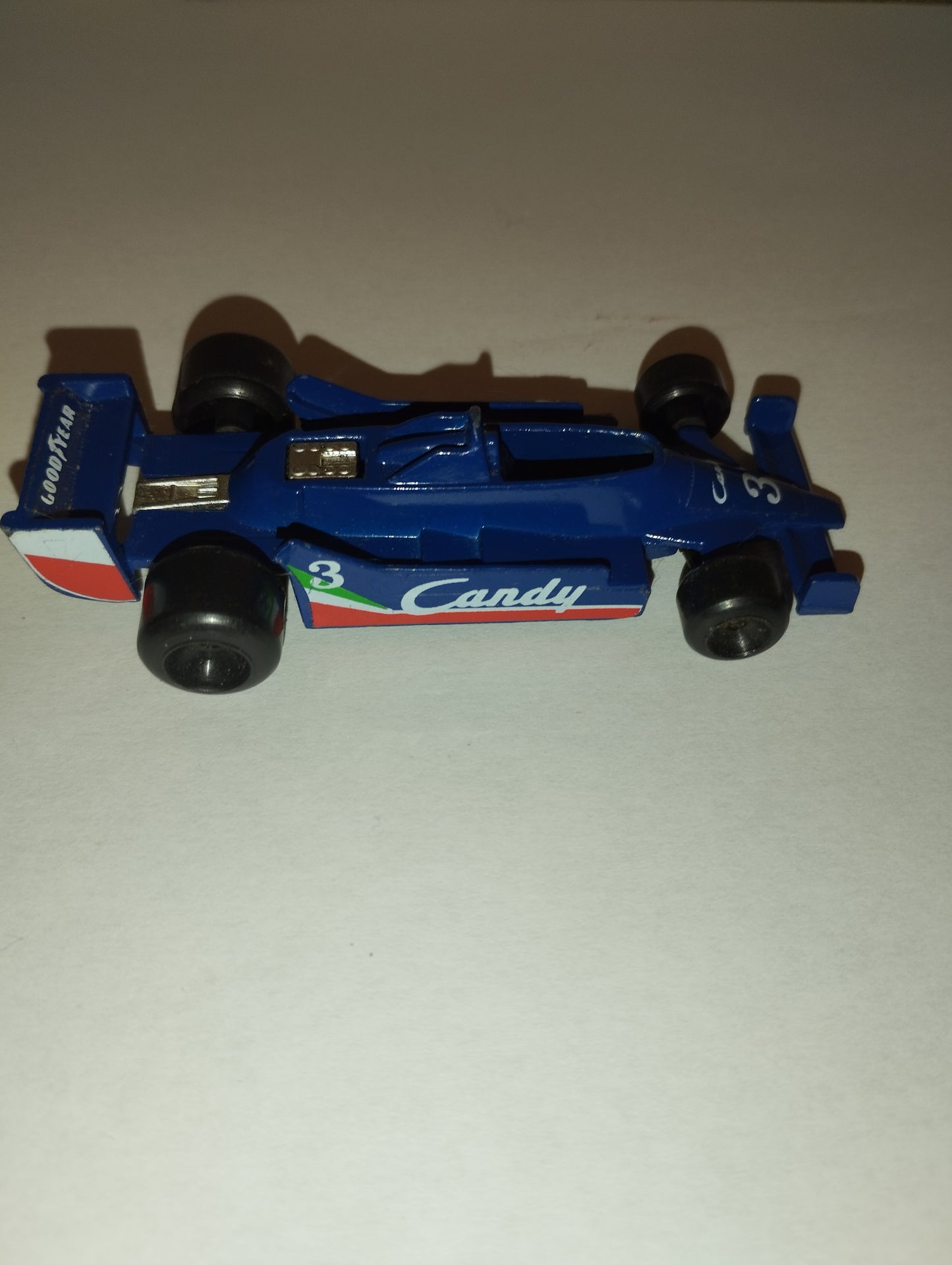 Modellino Tyrrell 009 Polistil

Scala 1:55