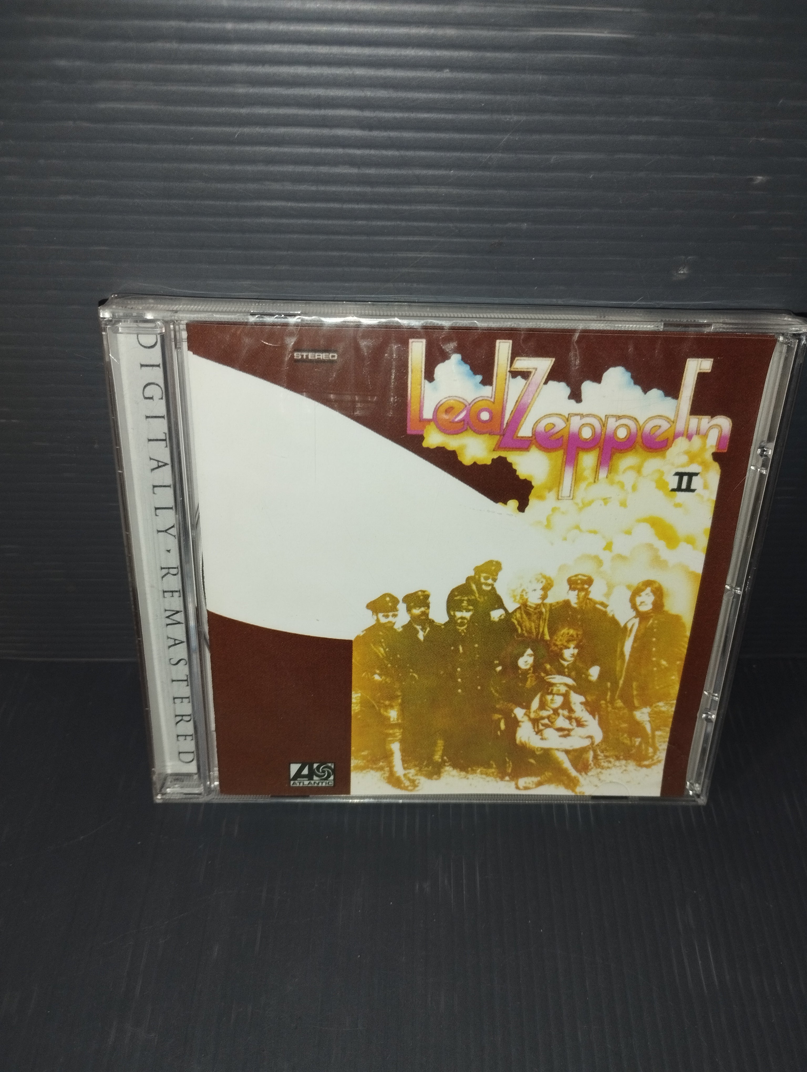 Led Zeppelin II CD Digitally Remastered – LUDOteca e dintorni