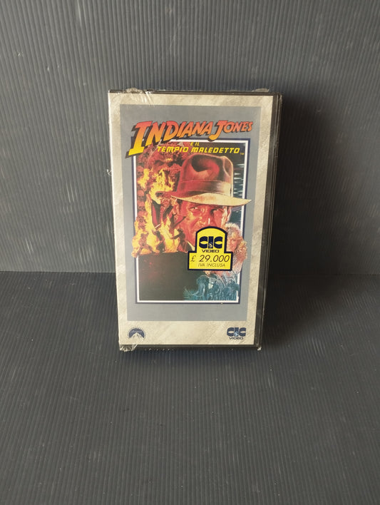 Indiana Jones and the Temple of Doom VHS

 Published by CIC Video