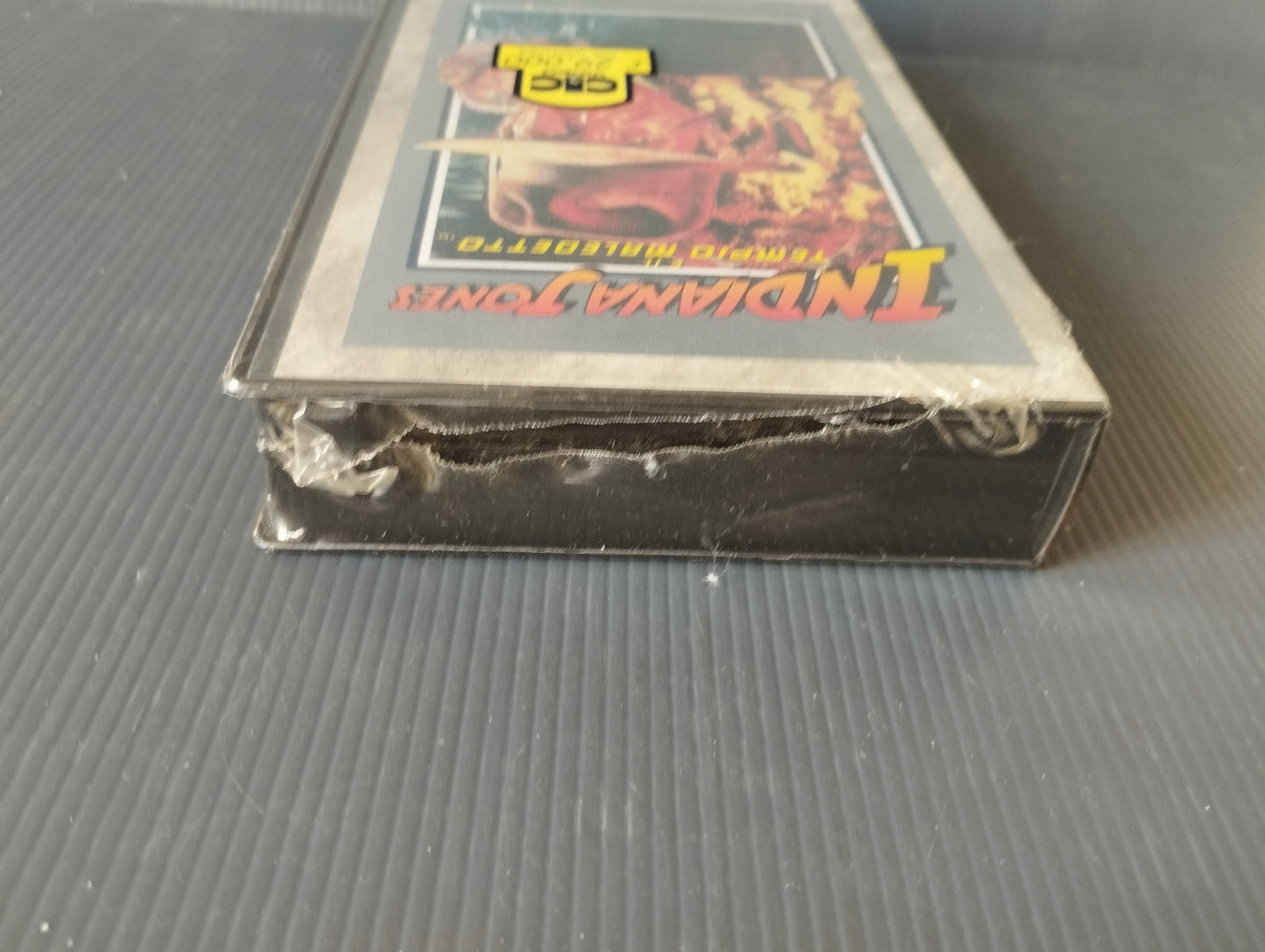 Indiana Jones and the Temple of Doom VHS

 Published by CIC Video