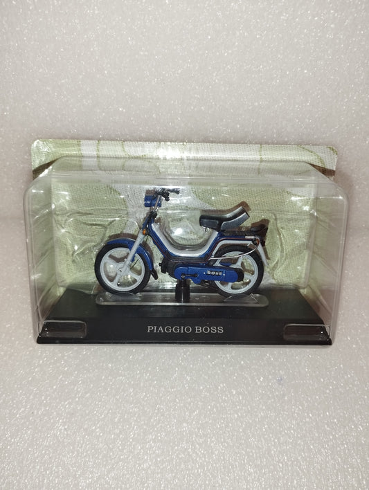 Piaggio Boss moped model

 Scale 1:18