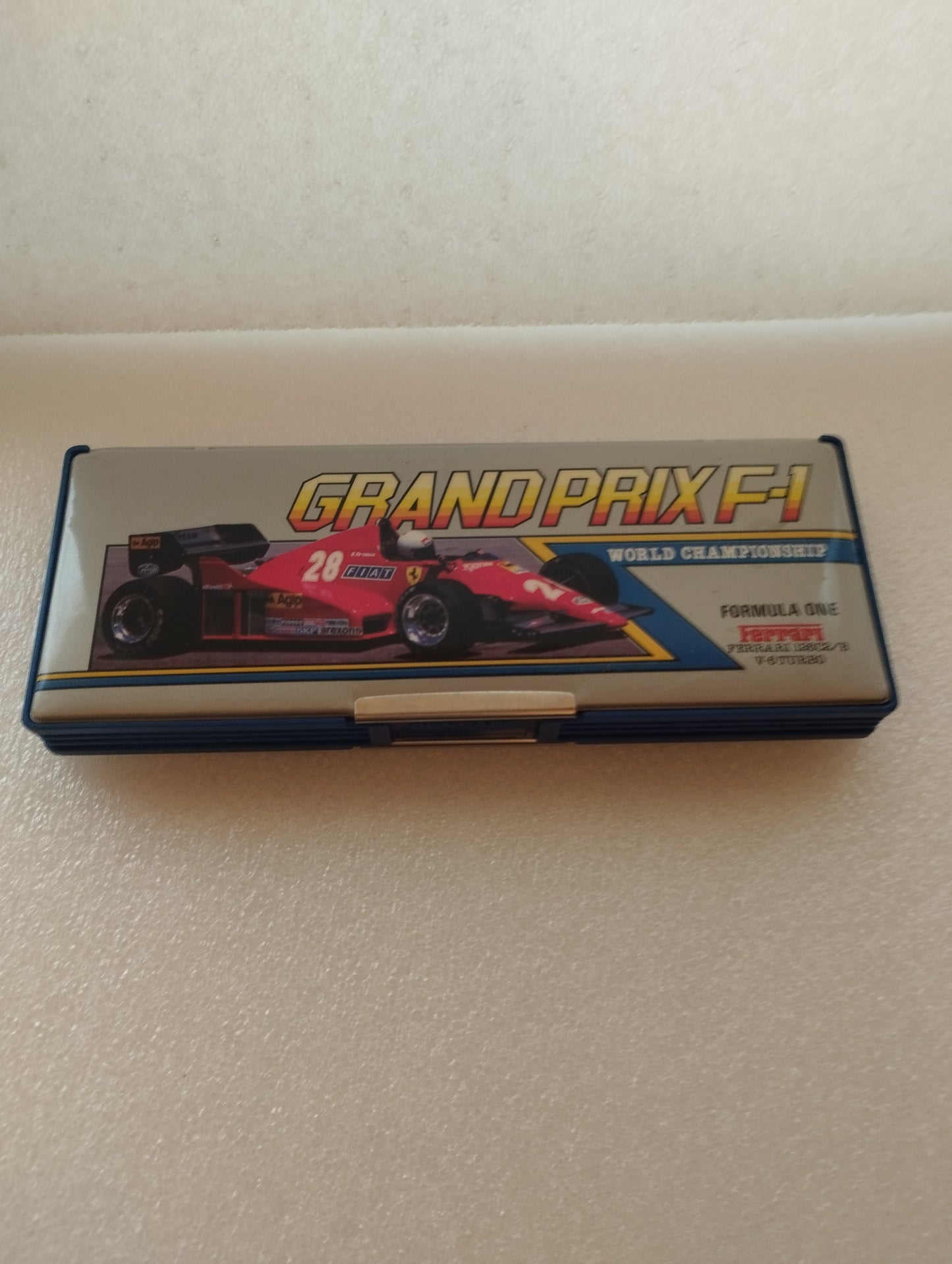 Ferrari F-1 Grand Prix pencil case

 Made In Japan

 80s