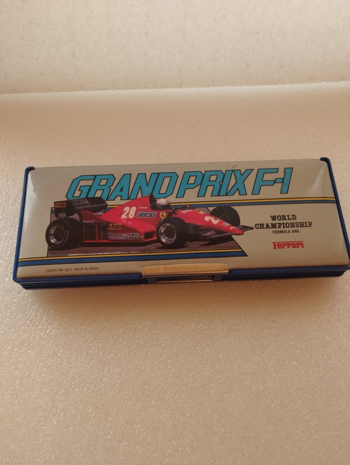 Ferrari F-1 Grand Prix pencil case

 Made In Japan

 80s