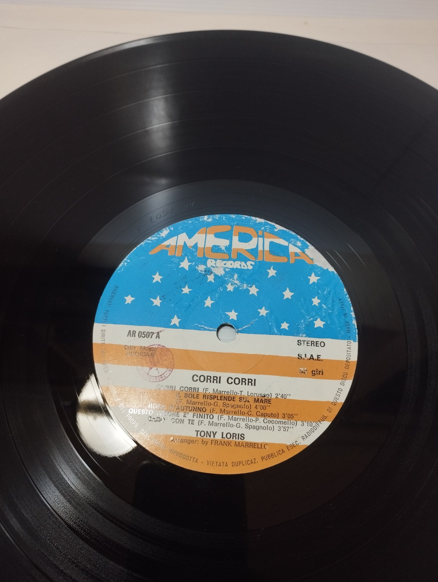 Corri Corri Tony Loris LP 33 Giri

Edito da America Records