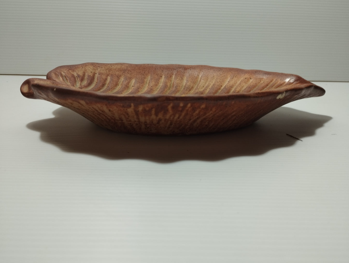 Vallauris Ceramic Leaf

 Vintage