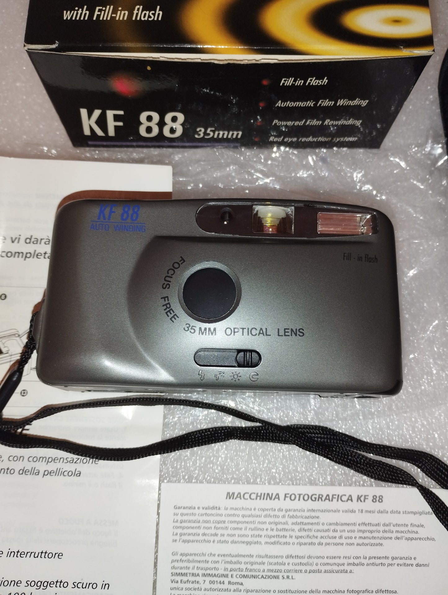 35mm camera KF88 Gadget Q8

 90's