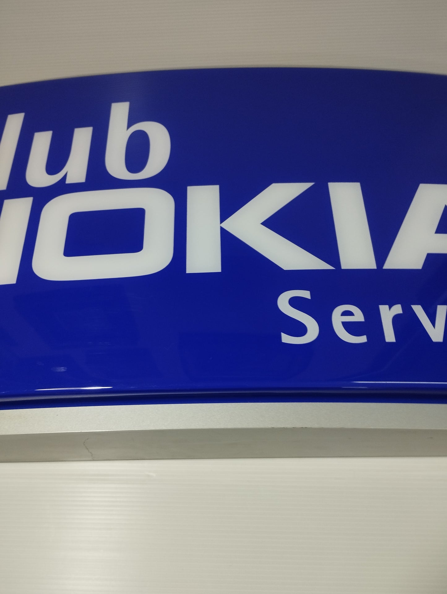 Insegna Luminosa Club Nokia Service

In metallo e plastica

Originale