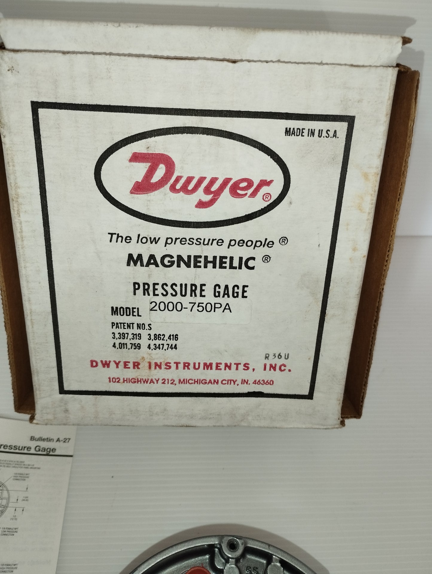 Dwyer pressure gauge

 Made in USA