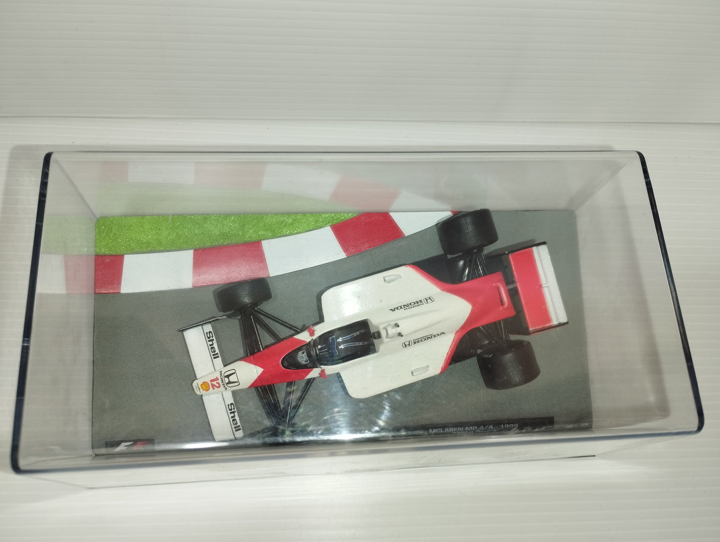 Mc Laren MP 4/4 Ayrton Senna model 1:43 scale