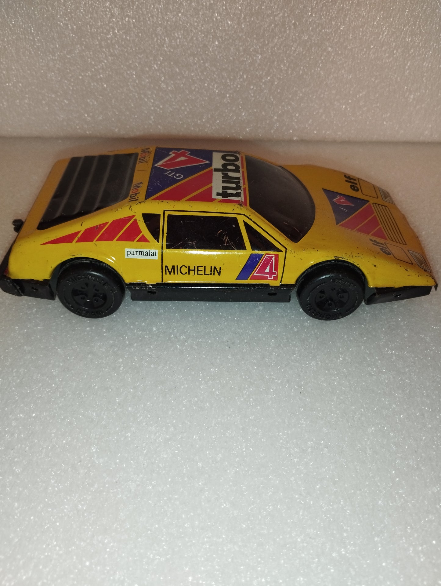 Auto Racing Team Tin Model

 70s/80s