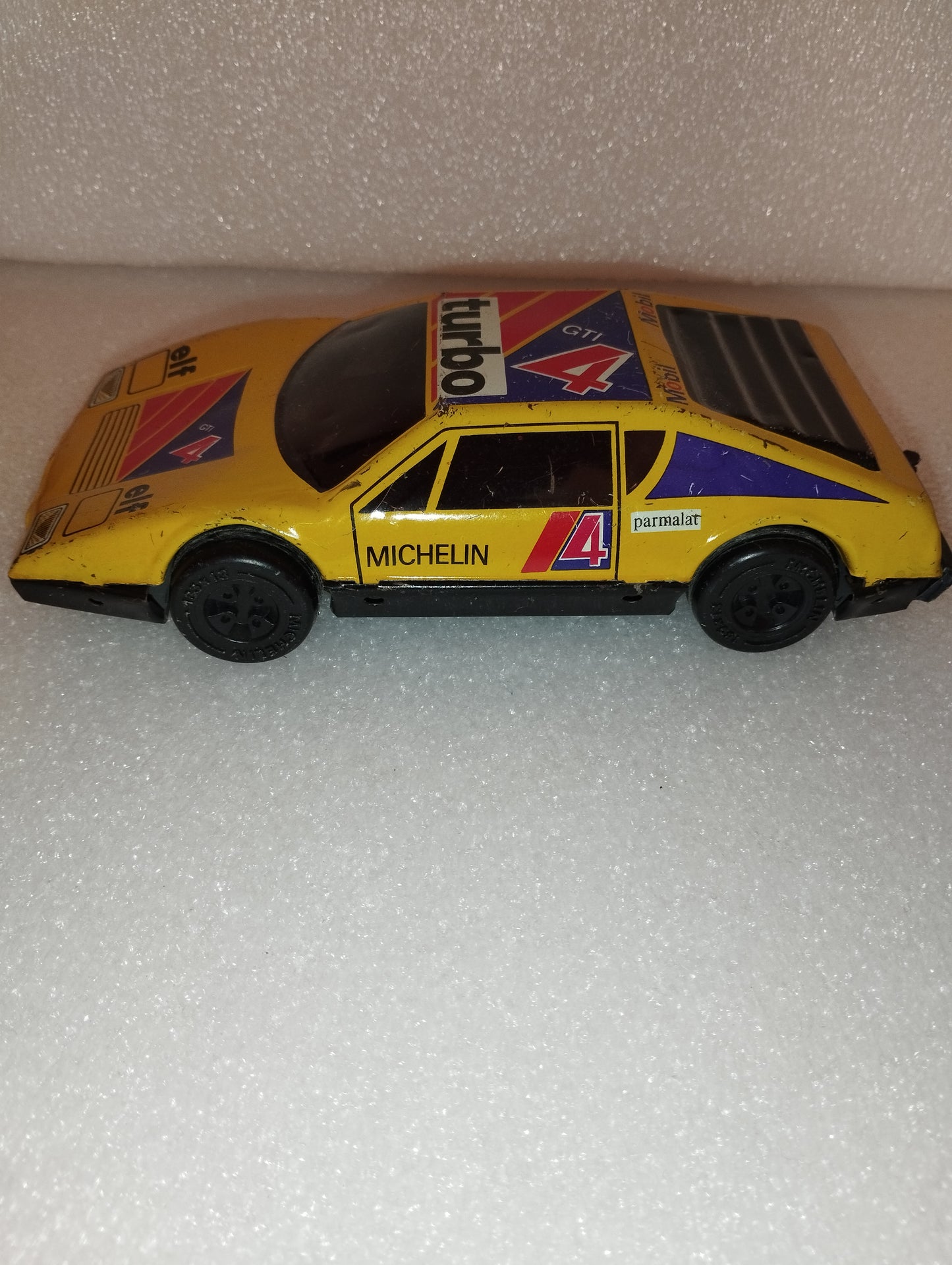 Auto Racing Team Tin Model

 70s/80s