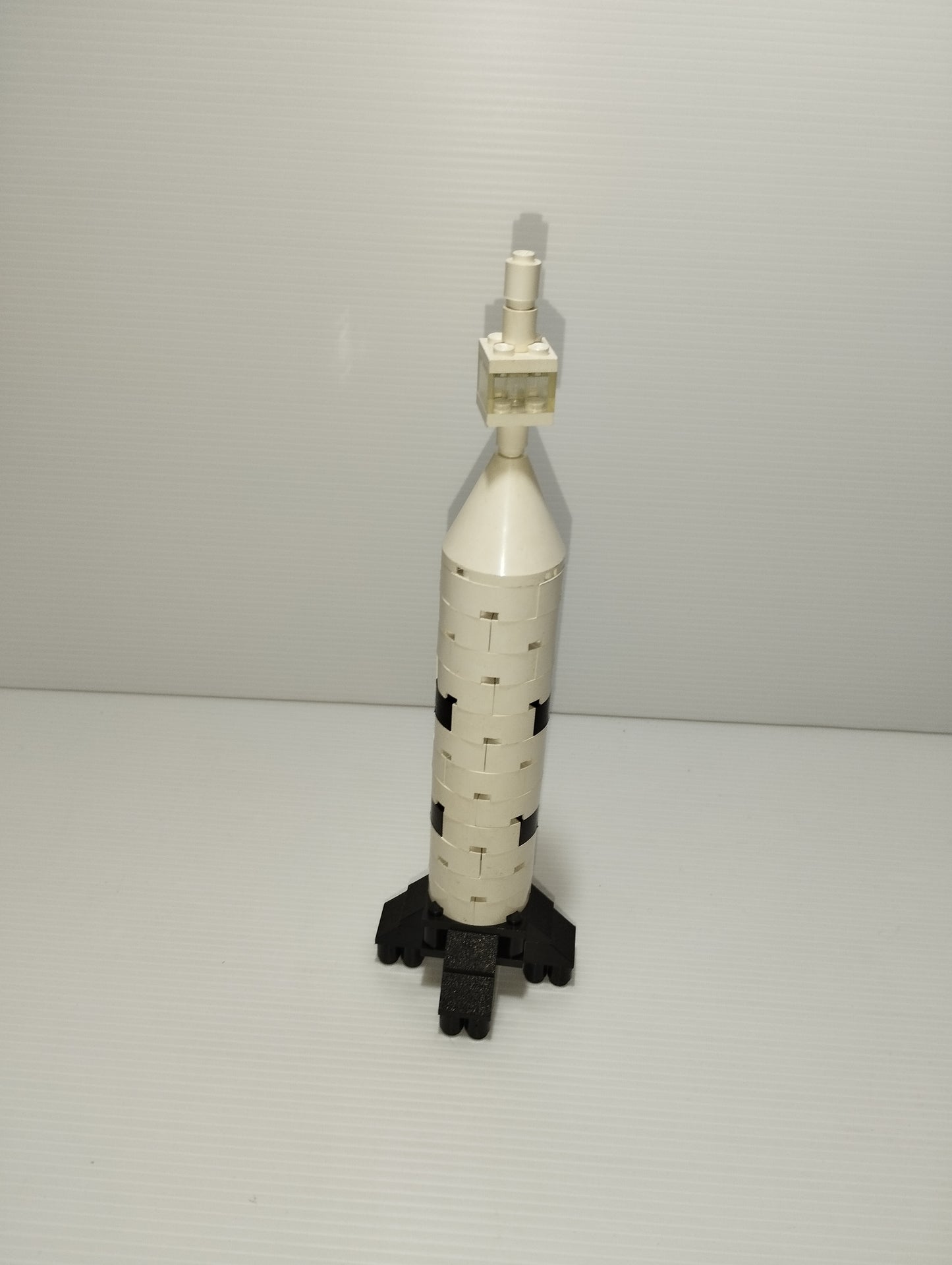 Lego modellino Razzo Spaziale

Anni 70