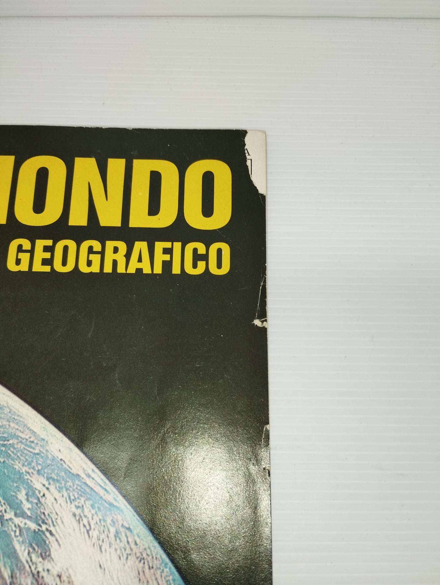 The World Geographic Atlas tribute

 Of The Savings Bank

 Published in 1972 by Vallardi