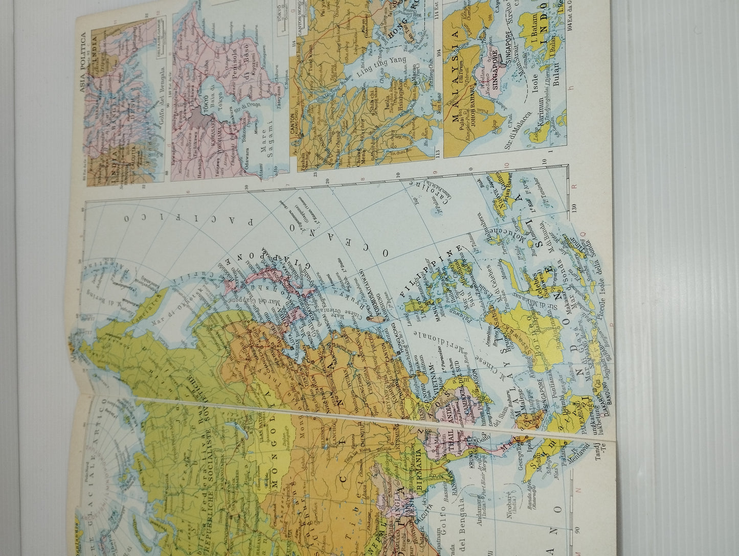 The World Geographic Atlas tribute

 Of The Savings Bank

 Published in 1972 by Vallardi